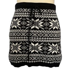 dELiA*s Fair Isle Knit Mini Skirt | Size Large